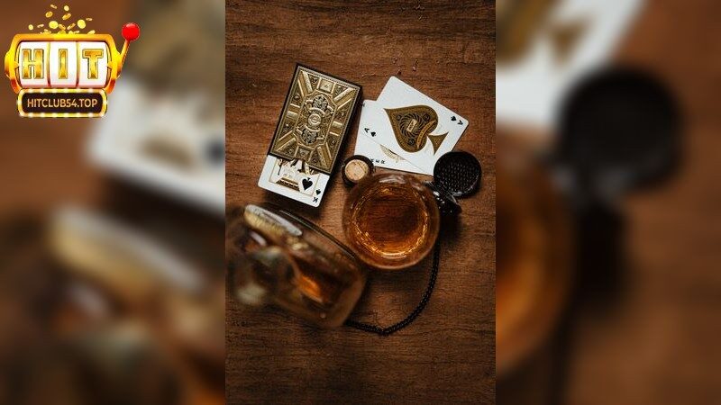 Tại sao Fold trong poker là gì? lại quan trọng?